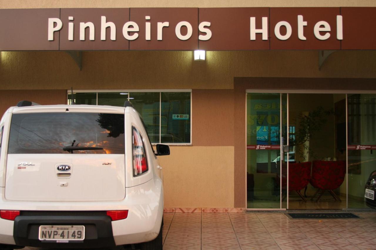 Pinheiros Hotel Goiânia Eksteriør bilde